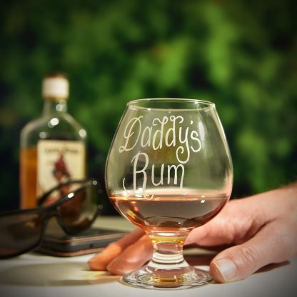 daddys personalised rum glass hand engraved with any name date or message