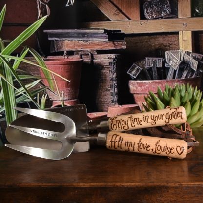 personalised fork and trowel set enjoy time in your garden love louise